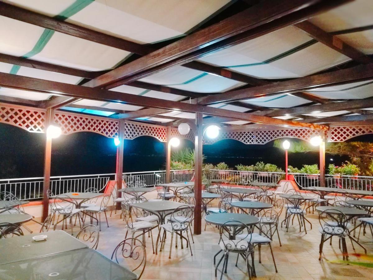 Paradiso Hotel Ristorante Riaci Capo Eksteriør bilde
