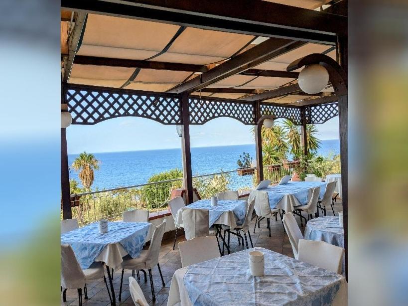 Paradiso Hotel Ristorante Riaci Capo Eksteriør bilde
