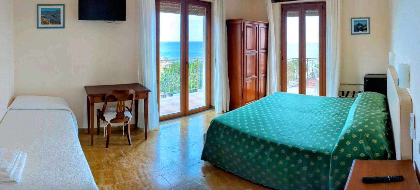 Paradiso Hotel Ristorante Riaci Capo Eksteriør bilde